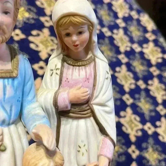 Vintage religious statue. - Picture 3 of 11